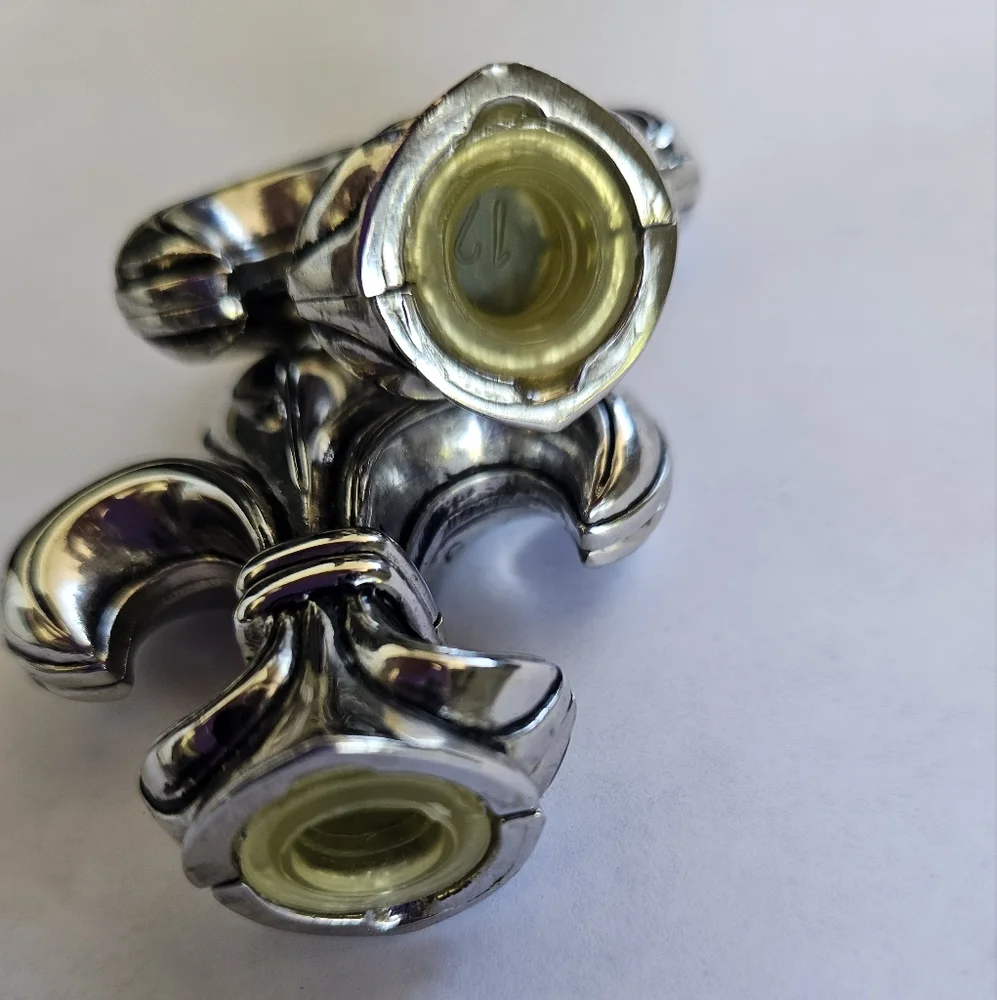 Salt and Pepper Shakers Vintage Mini Fleur-de-lis - Picture 5 of 6